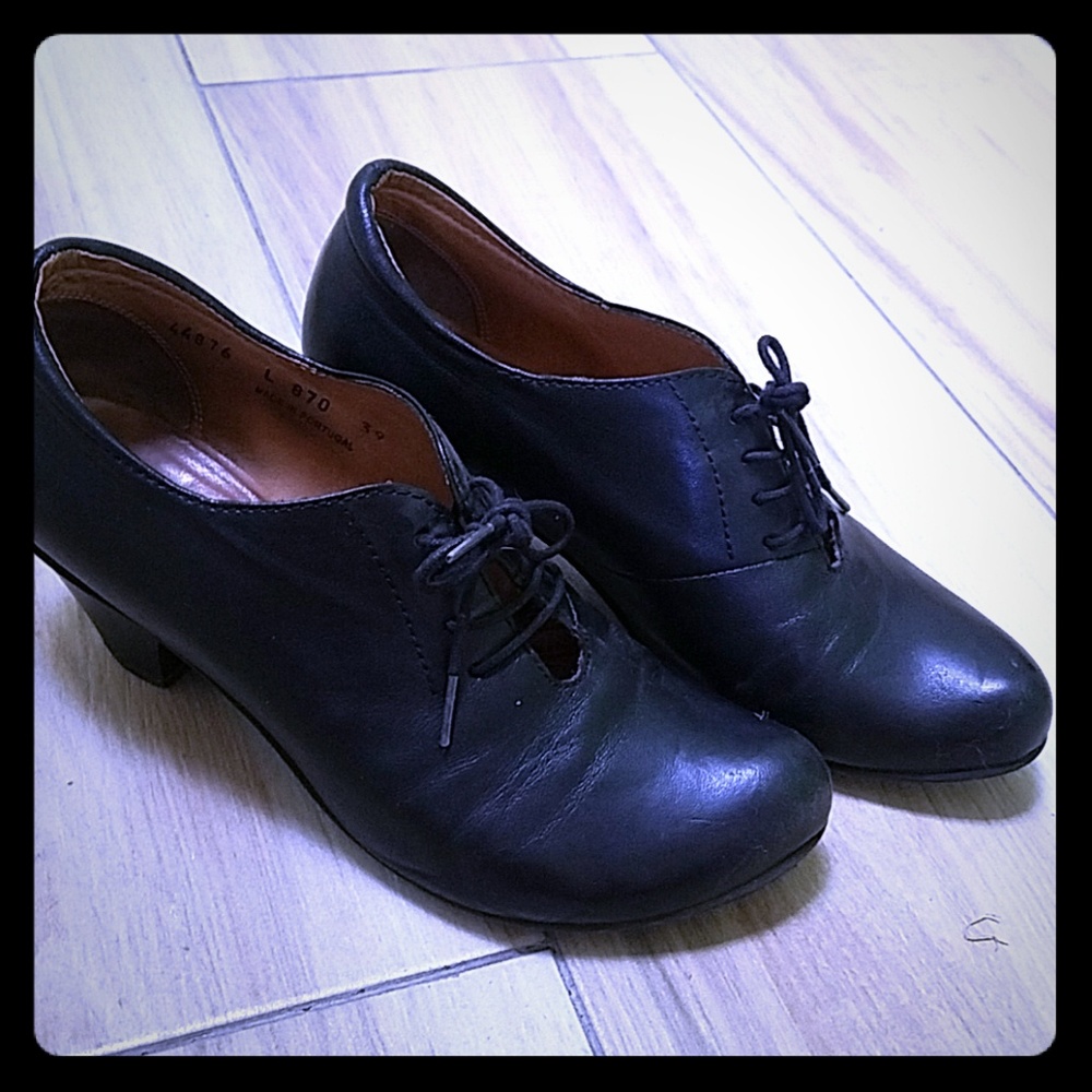 Fidji black leather shoes
